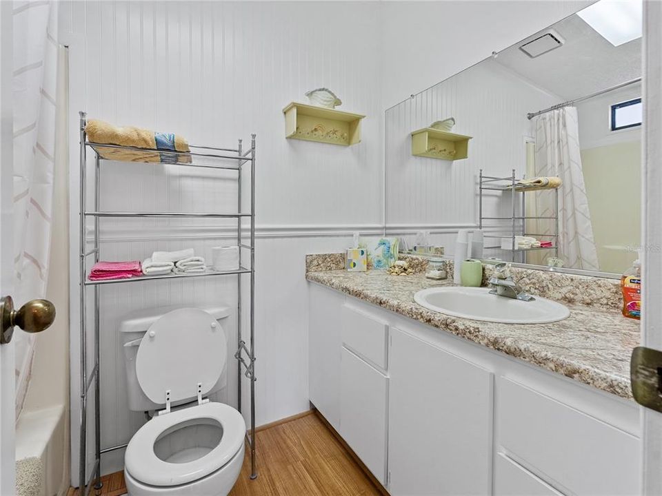 En Venta: $189,900 (2 camas, 2 baños, 1360 Pies cuadrados)