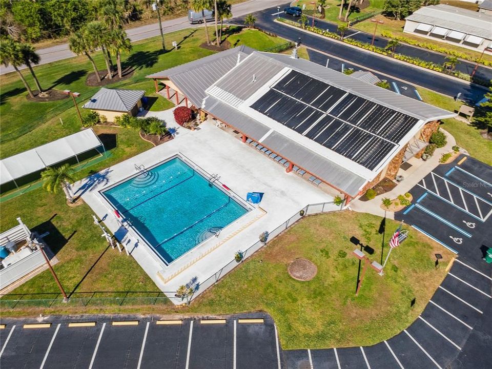 En Venta: $189,900 (2 camas, 2 baños, 1360 Pies cuadrados)