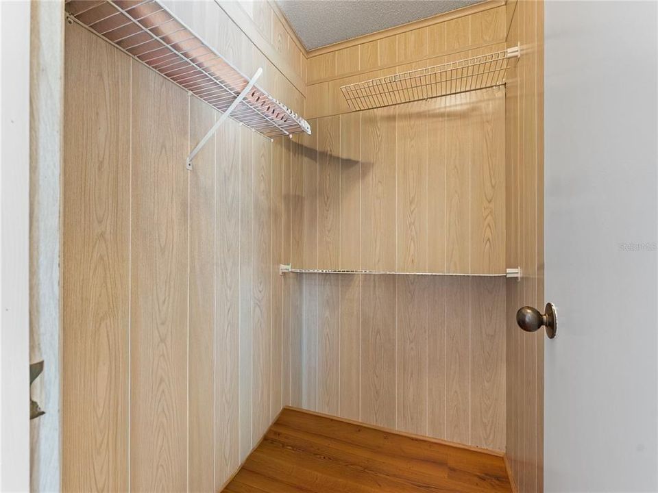 En Venta: $189,900 (2 camas, 2 baños, 1360 Pies cuadrados)