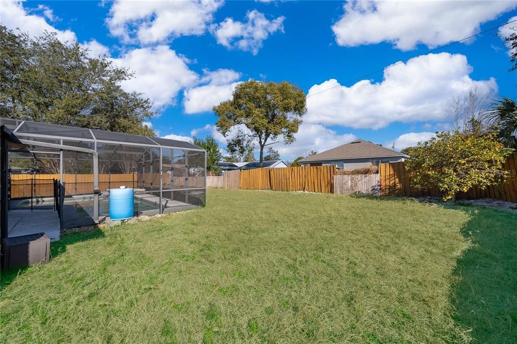 На продажу: $339,999 (3 спален, 2 ванн, 1428 Квадратных фут)