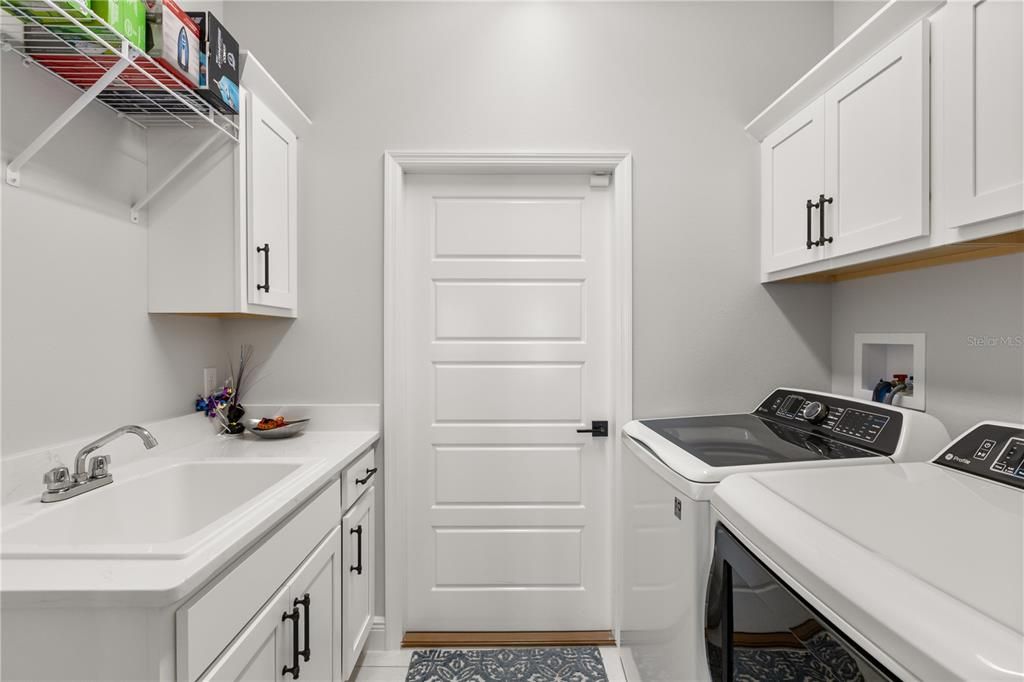 En Venta: $999,999 (3 camas, 2 baños, 2184 Pies cuadrados)