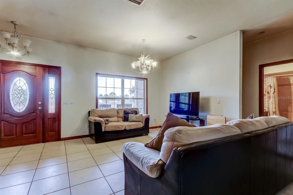 For Sale: $439,999 (3 beds, 2 baths, 2532 Square Feet)
