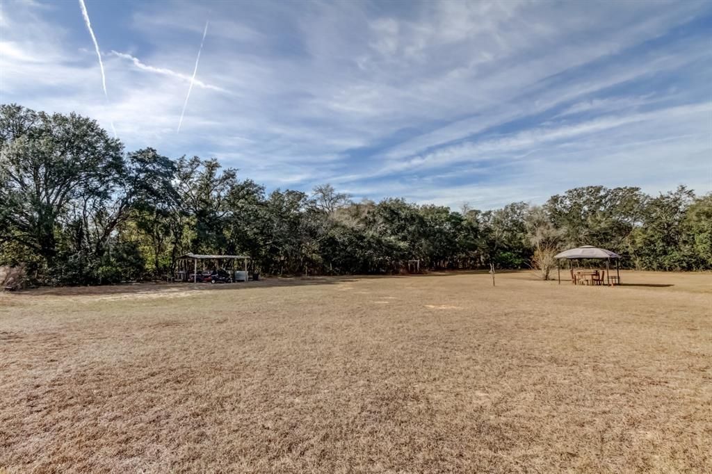 For Sale: $439,999 (3 beds, 2 baths, 2532 Square Feet)