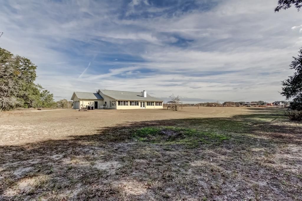 For Sale: $439,999 (3 beds, 2 baths, 2532 Square Feet)