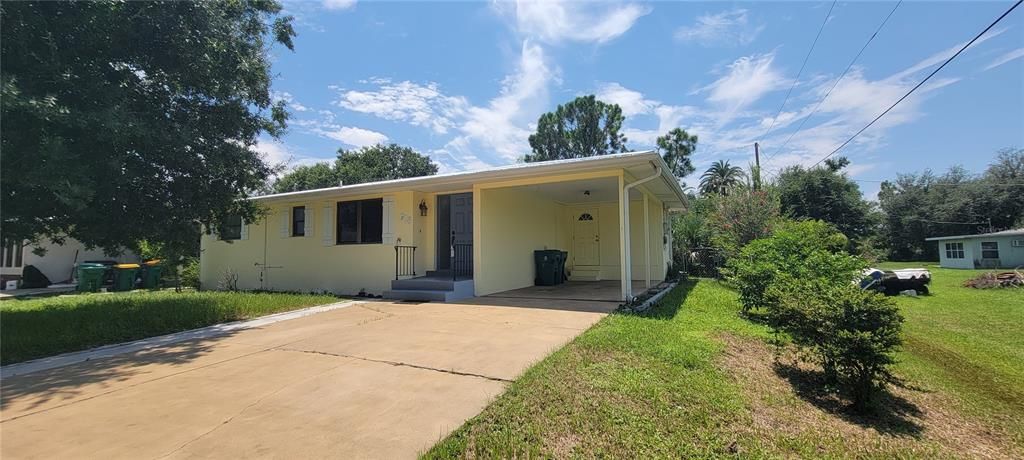 For Rent: $1,450 (2 beds, 2 baths, 1014 Square Feet)