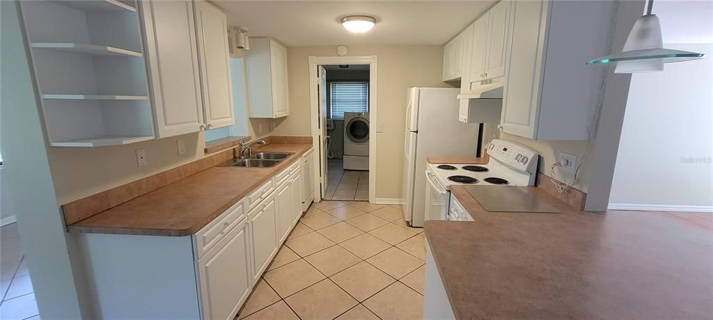 For Rent: $1,450 (2 beds, 2 baths, 1014 Square Feet)
