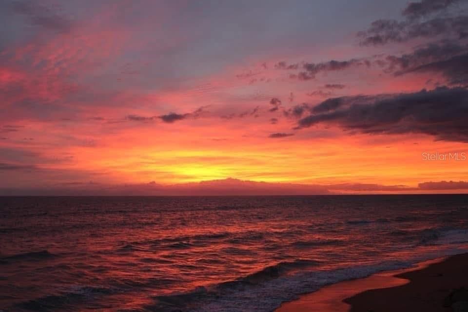 For Sale: $349,000 (0.17 acres)