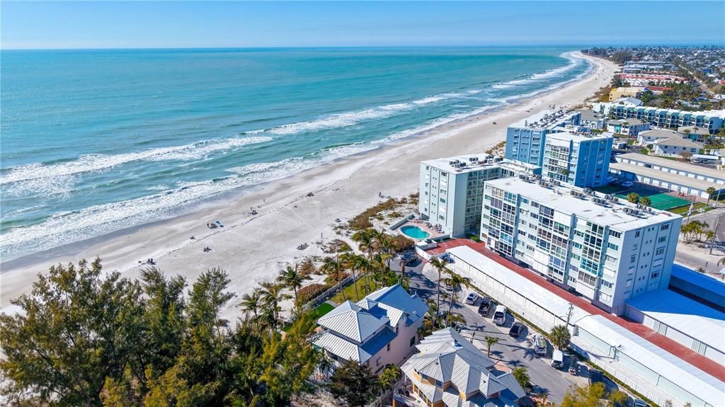 En Venta: $6,900,000 (3 camas, 3 baños, 3325 Pies cuadrados)