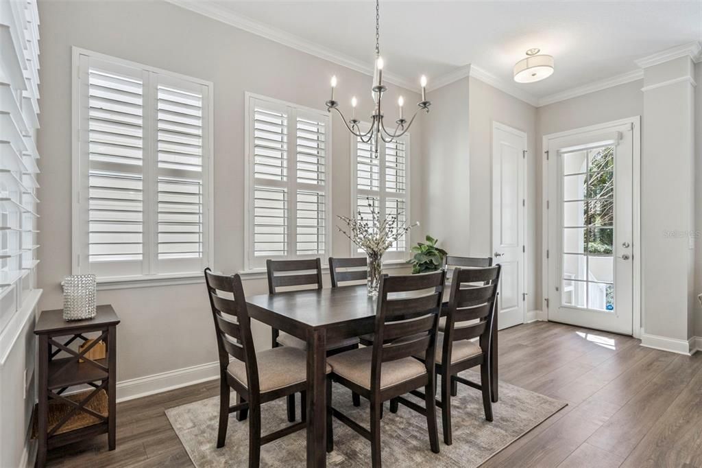 Activo con contrato: $749,990 (3 camas, 2 baños, 2159 Pies cuadrados)