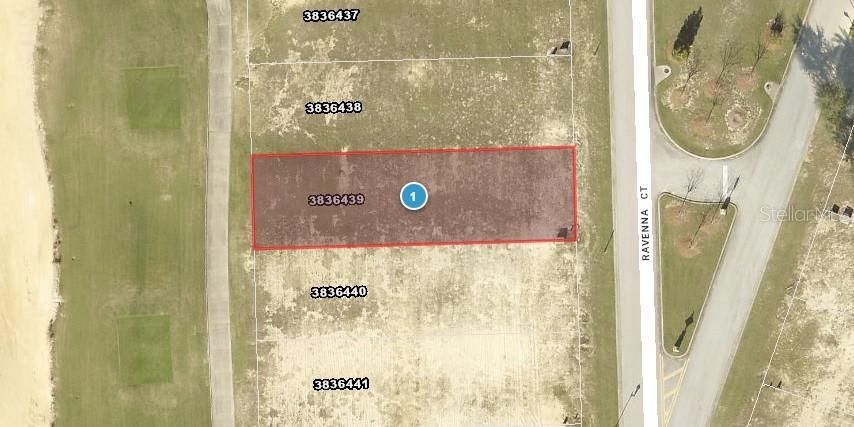 На продажу: $325,000 (0.13 acres)