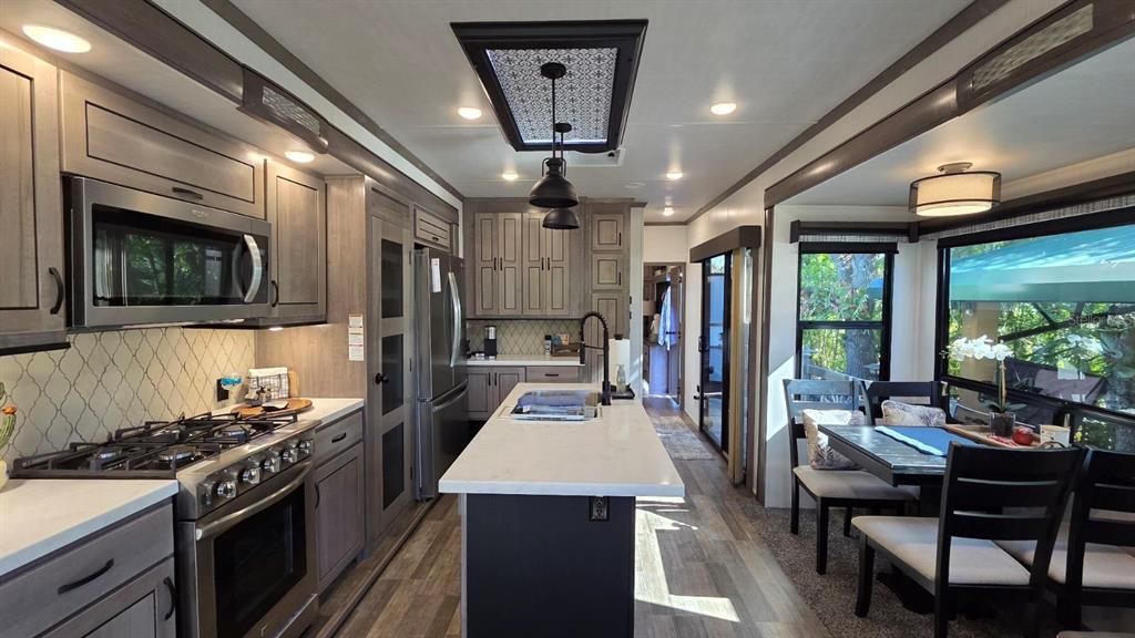 For Sale: $350,000 (0.07 acres)