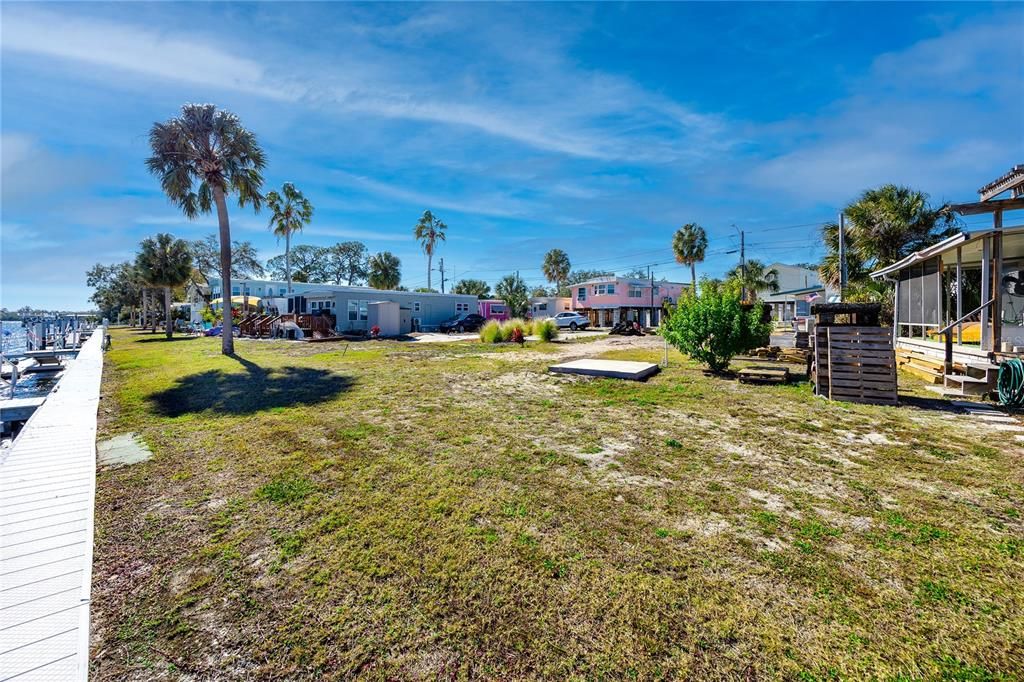 En Venta: $90,000 (7.24 acres)