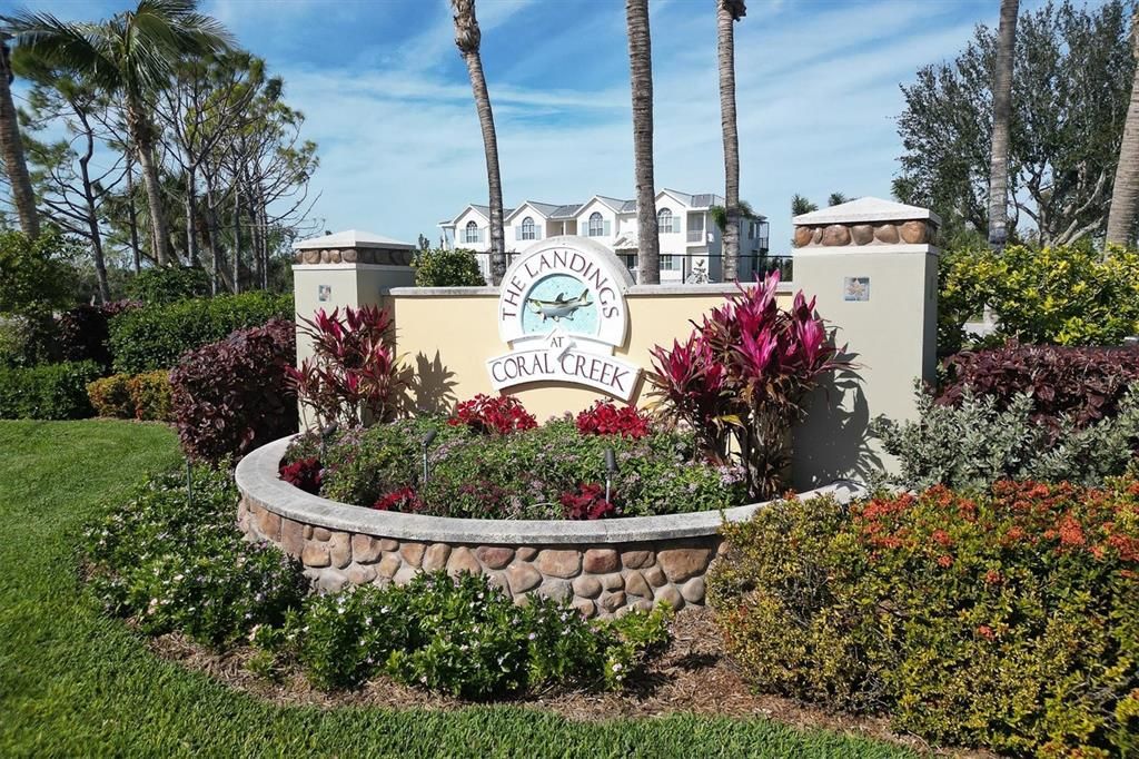 For Sale: $519,000 (3 beds, 3 baths, 2294 Square Feet)