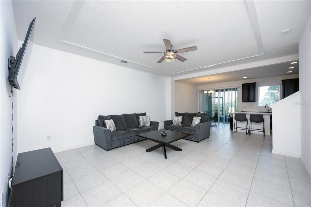 En Venta: $269,000 (3 camas, 2 baños, 1604 Pies cuadrados)