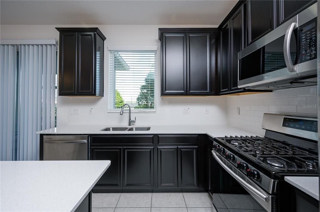 En Venta: $269,000 (3 camas, 2 baños, 1604 Pies cuadrados)