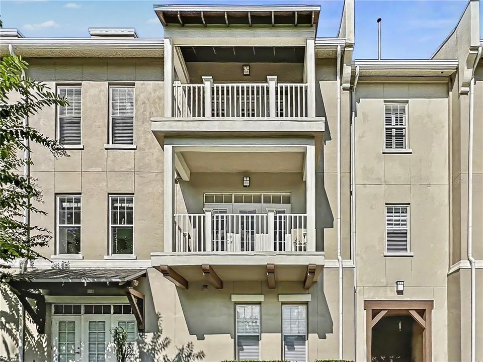 Activo con contrato: $419,000 (2 camas, 2 baños, 1345 Pies cuadrados)