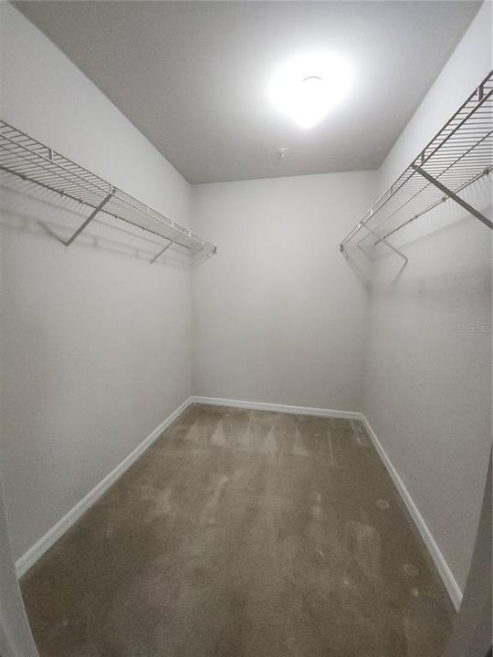 Active With Contract: $118,500 (1 beds, 1 baths, 635 Square Feet)