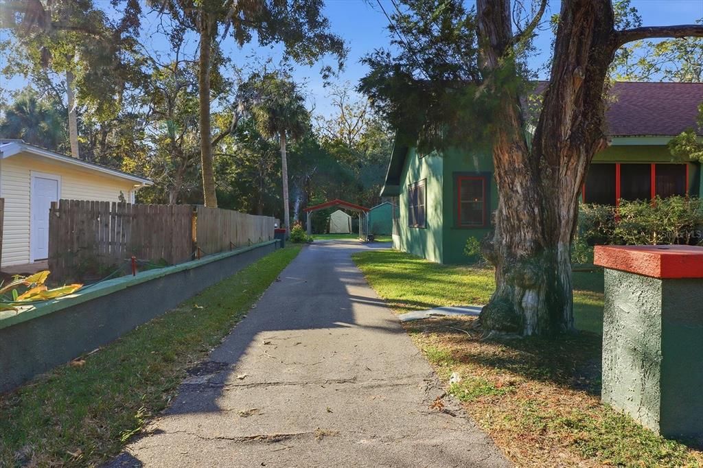 Active With Contract: $300,000 (4 beds, 3 baths, 2991 Square Feet)
