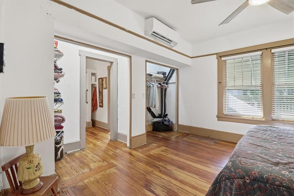 Active With Contract: $300,000 (4 beds, 3 baths, 2991 Square Feet)