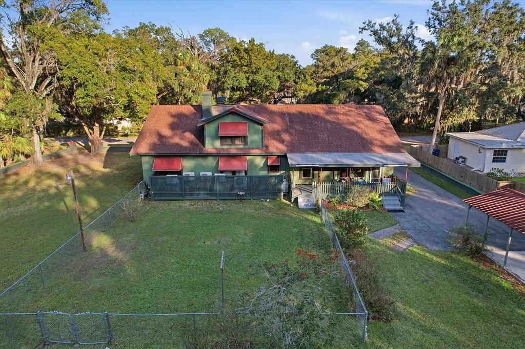 Active With Contract: $300,000 (4 beds, 3 baths, 2991 Square Feet)