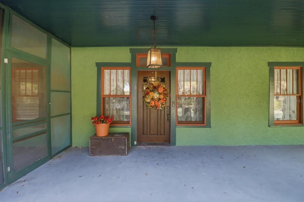 Active With Contract: $300,000 (4 beds, 3 baths, 2991 Square Feet)