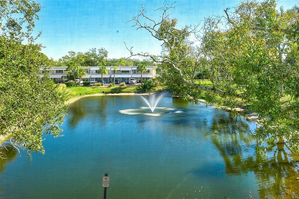 Active With Contract: $89,000 (1 beds, 1 baths, 652 Square Feet)