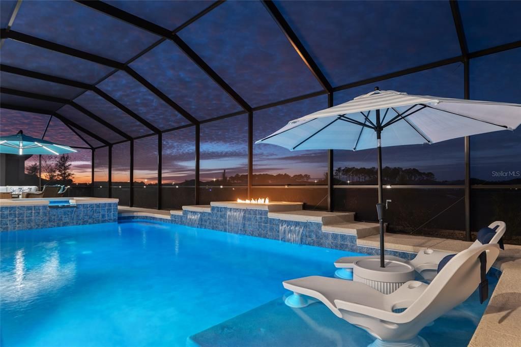 En Venta: $799,000 (3 camas, 3 baños, 2373 Pies cuadrados)