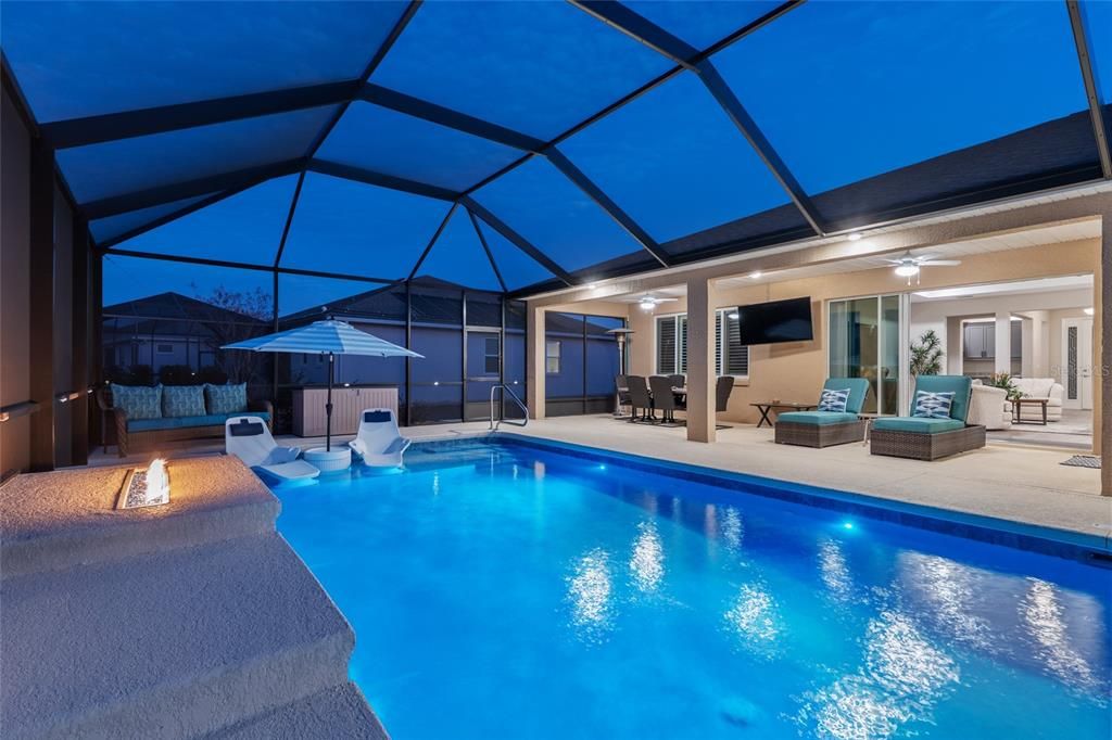 En Venta: $799,000 (3 camas, 3 baños, 2373 Pies cuadrados)
