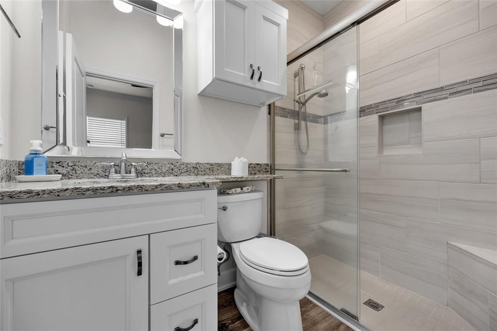 Activo con contrato: $799,000 (4 camas, 3 baños, 2767 Pies cuadrados)