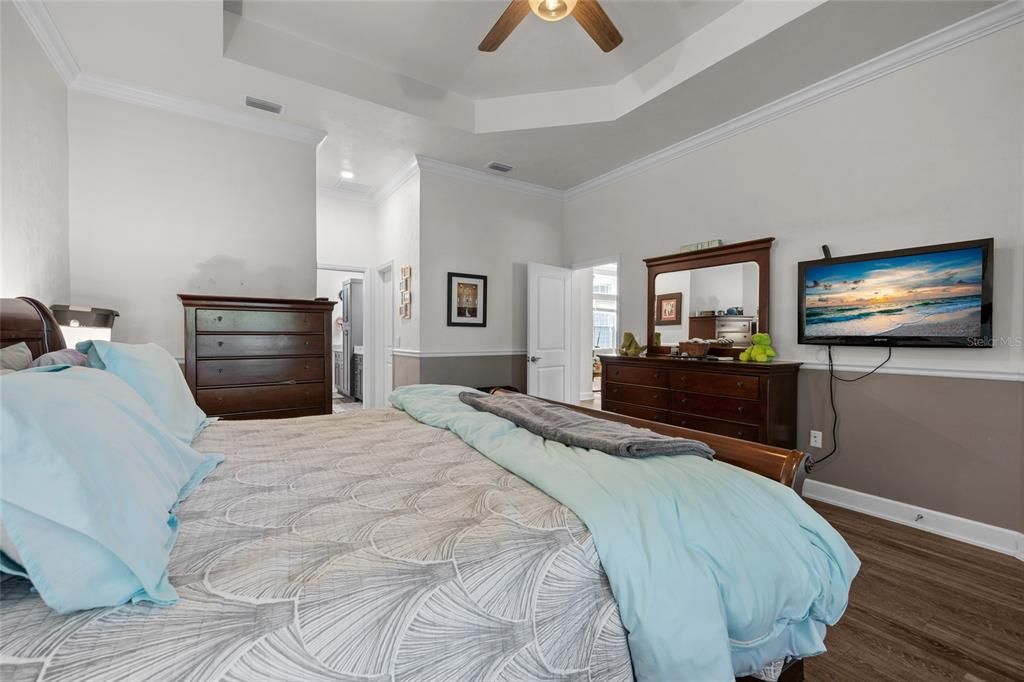 Activo con contrato: $799,000 (4 camas, 3 baños, 2767 Pies cuadrados)