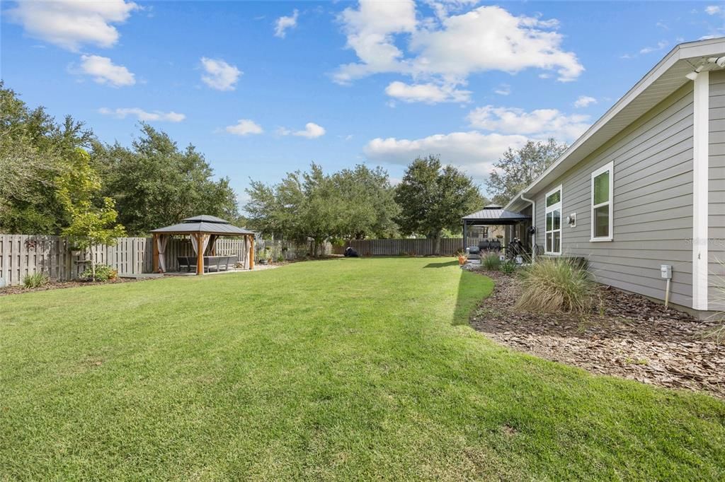 Activo con contrato: $799,000 (4 camas, 3 baños, 2767 Pies cuadrados)