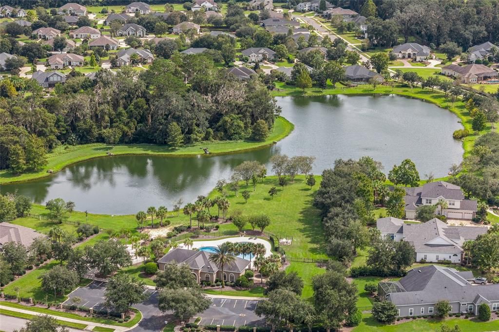 Activo con contrato: $799,000 (4 camas, 3 baños, 2767 Pies cuadrados)