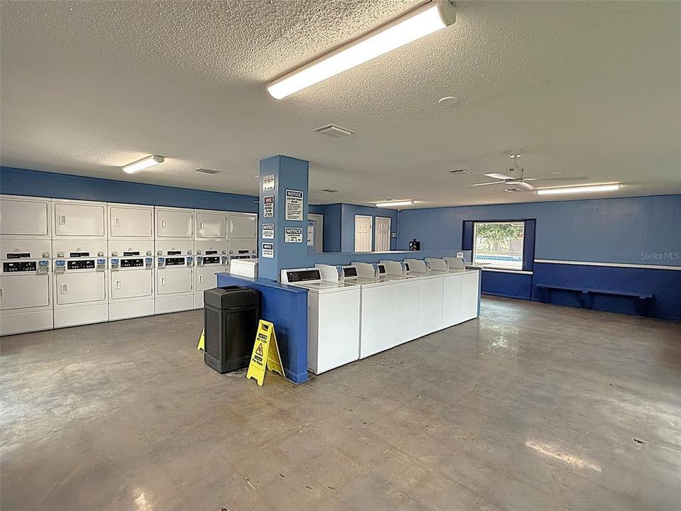 For Sale: $120,000 (2 beds, 1 baths, 784 Square Feet)