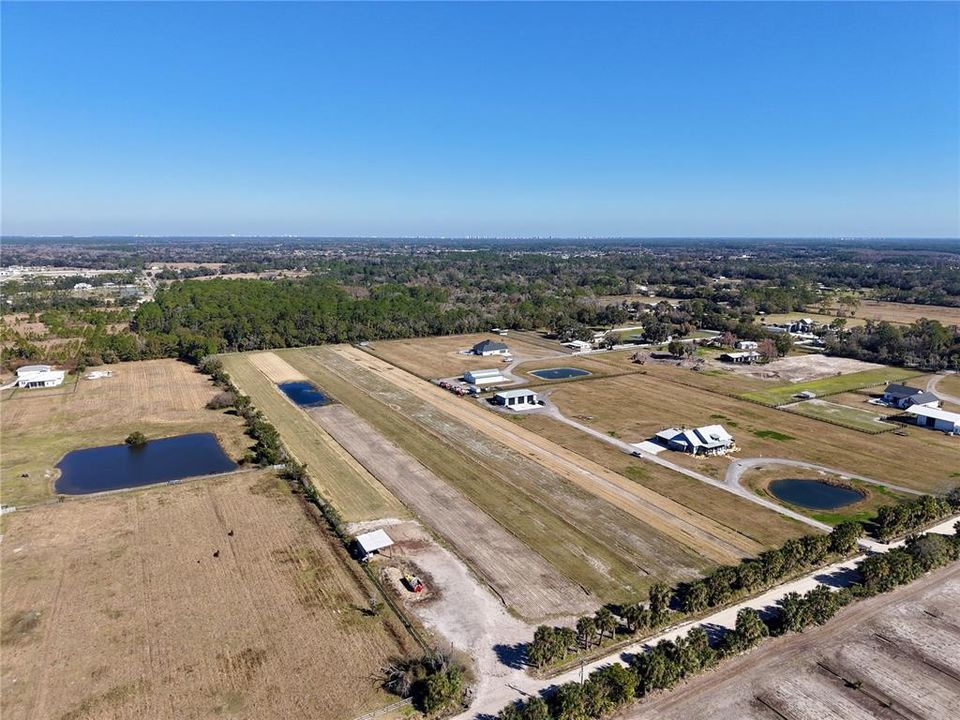 Activo con contrato: $699,000 (10.22 acres)