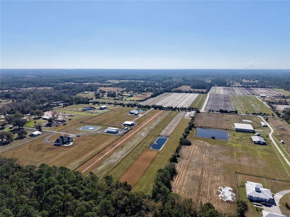 Activo con contrato: $699,000 (10.22 acres)