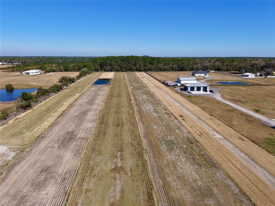 Activo con contrato: $699,000 (10.22 acres)