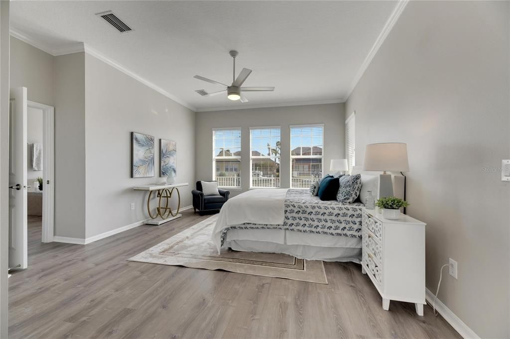 Activo con contrato: $899,000 (5 camas, 4 baños, 3304 Pies cuadrados)