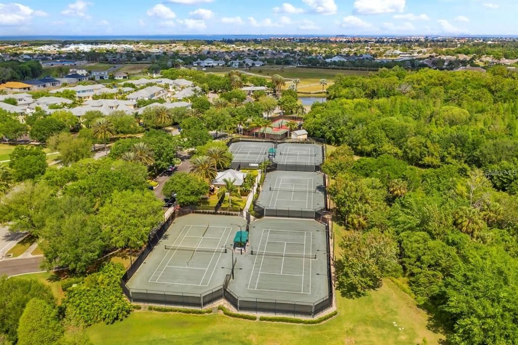 Activo con contrato: $899,000 (5 camas, 4 baños, 3304 Pies cuadrados)