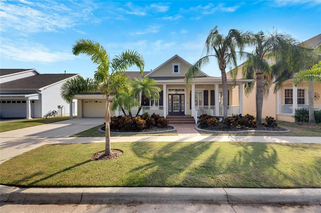 Activo con contrato: $899,000 (5 camas, 4 baños, 3304 Pies cuadrados)