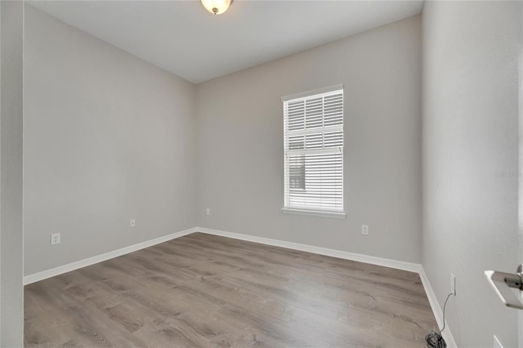 Activo con contrato: $899,000 (5 camas, 4 baños, 3304 Pies cuadrados)