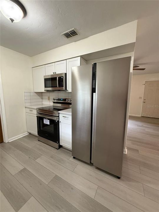 For Rent: $1,695 (3 beds, 2 baths, 1056 Square Feet)