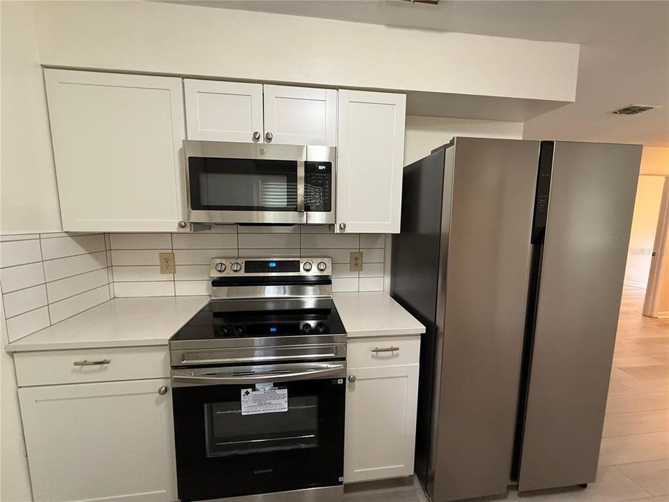 For Rent: $1,695 (3 beds, 2 baths, 1056 Square Feet)