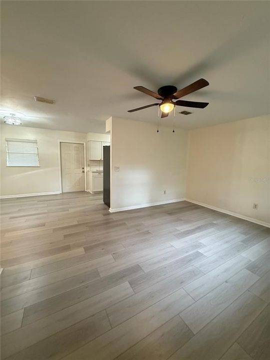 For Rent: $1,695 (3 beds, 2 baths, 1056 Square Feet)