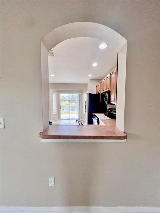 Active With Contract: $1,800 (2 beds, 2 baths, 1255 Square Feet)