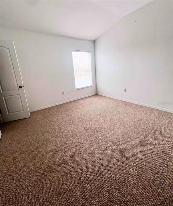Active With Contract: $1,800 (2 beds, 2 baths, 1255 Square Feet)