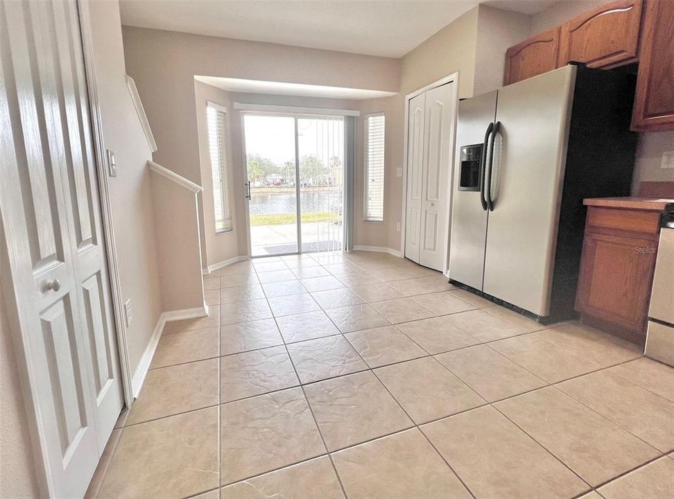 Active With Contract: $1,800 (2 beds, 2 baths, 1255 Square Feet)