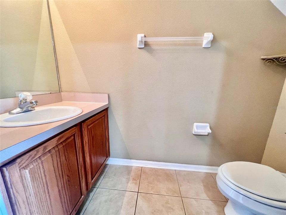 Active With Contract: $1,800 (2 beds, 2 baths, 1255 Square Feet)