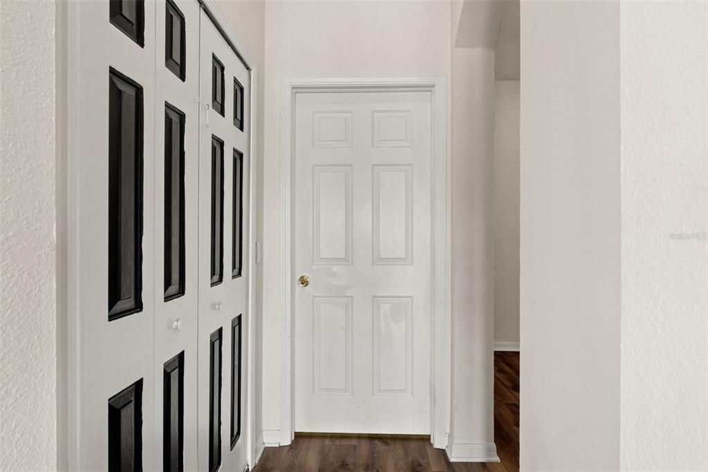 Activo con contrato: $290,000 (4 camas, 2 baños, 1861 Pies cuadrados)