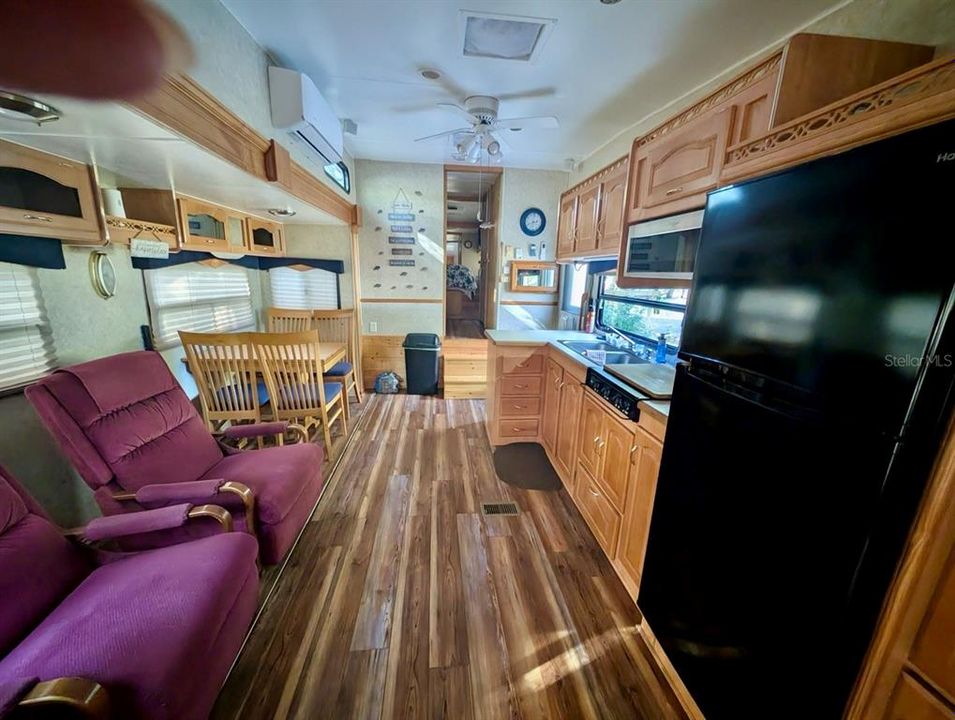 На продажу: $79,000 (0.14 acres)