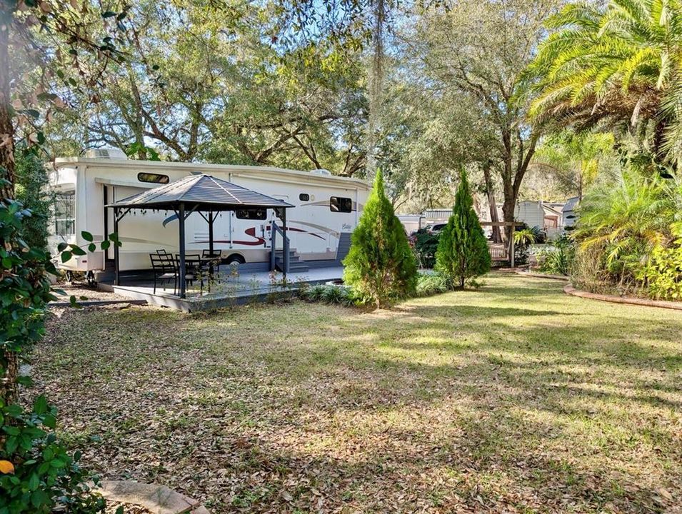 На продажу: $79,000 (0.14 acres)